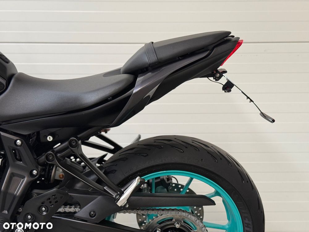 Yamaha MT - 33