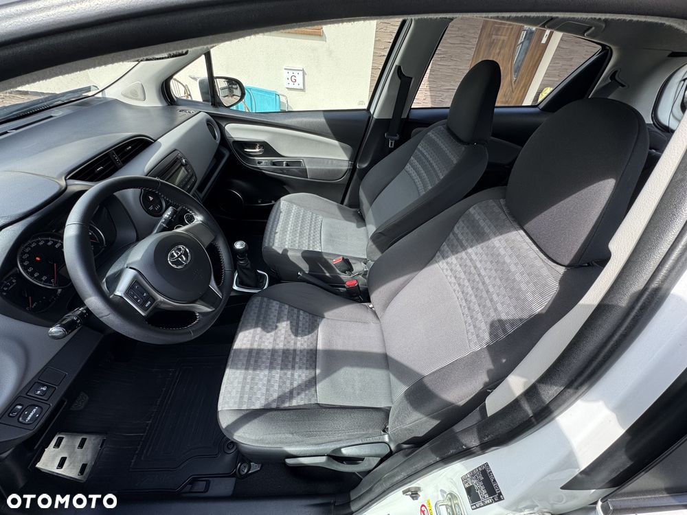 Toyota Yaris 1.33 Active EU6 - 15