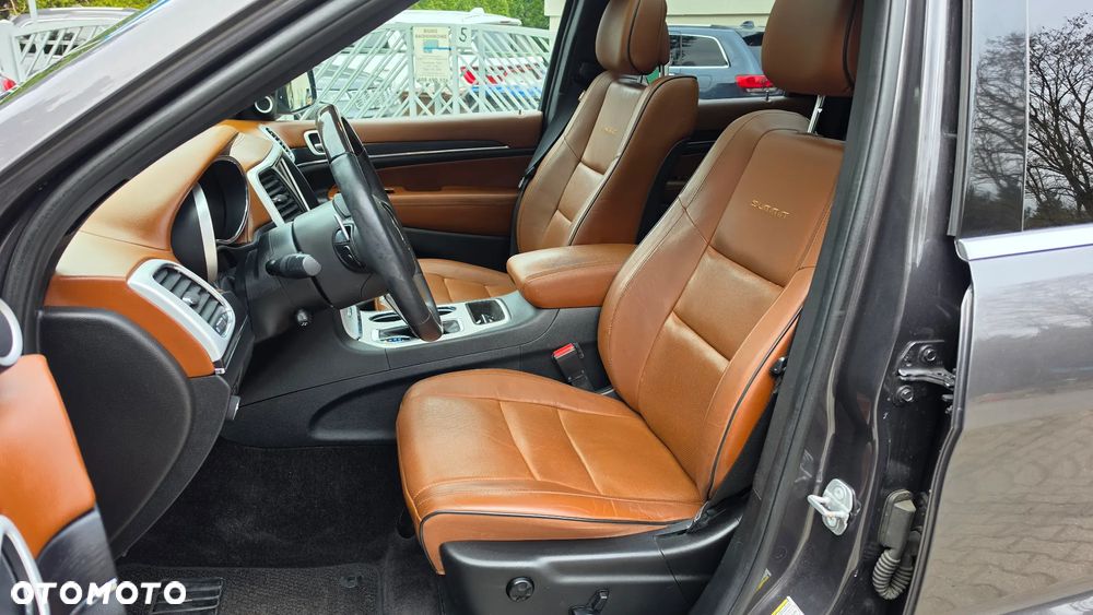 Jeep Grand Cherokee - 11