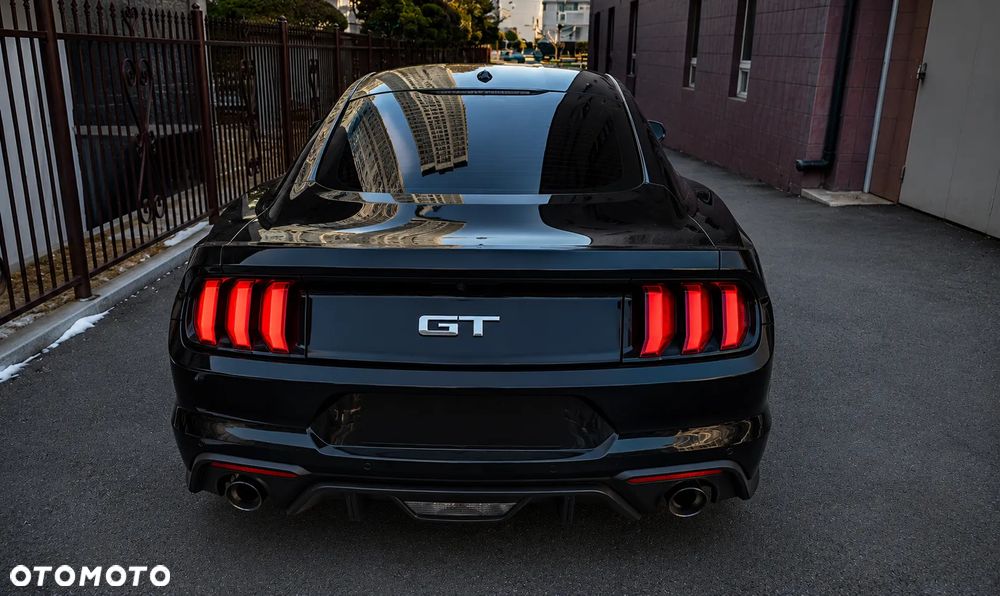Ford Mustang 5.0 V8 GT - 6