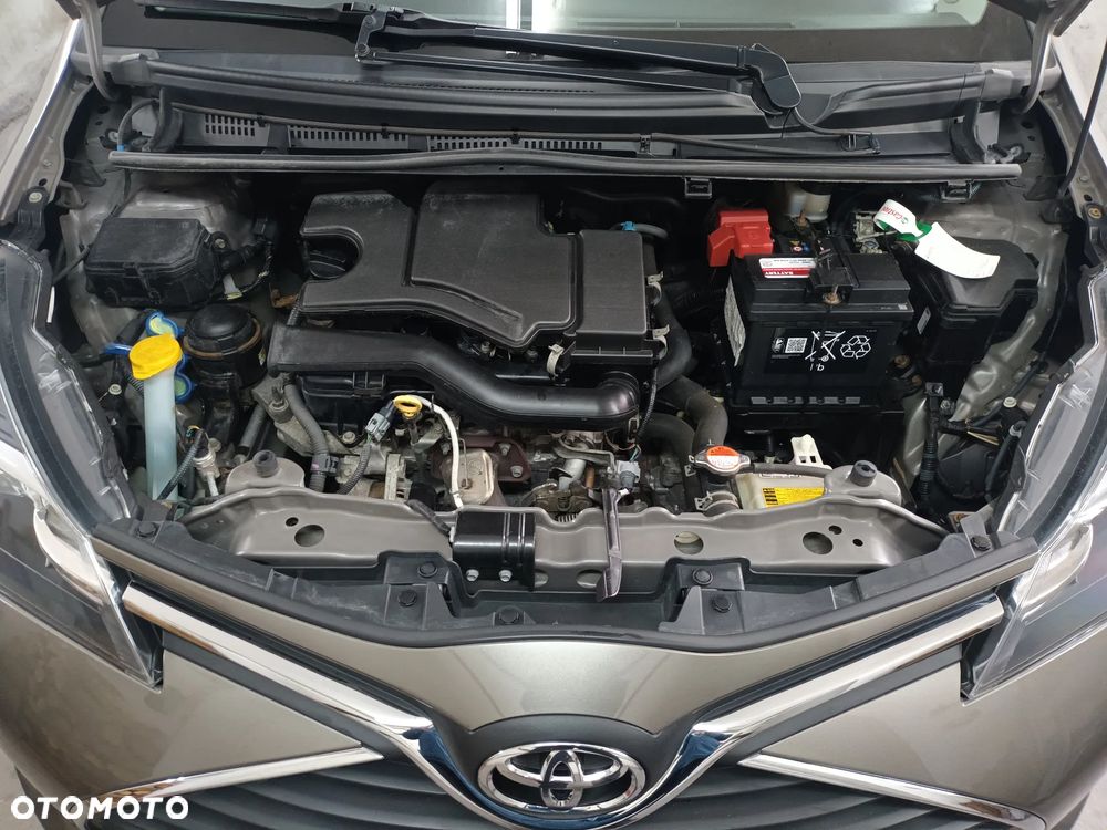 Toyota Yaris 1.0 Sprint EU6 - 19