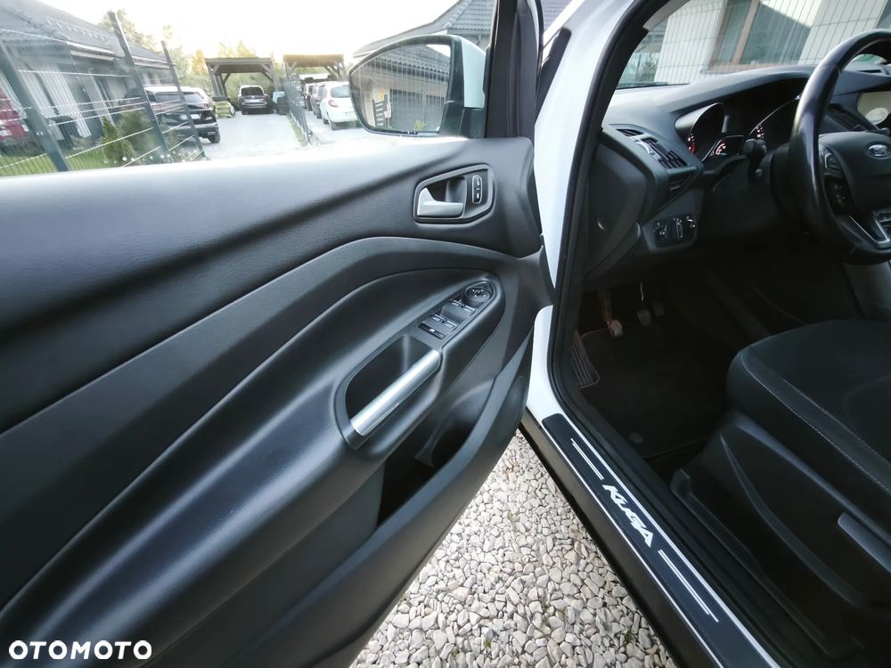 Ford Kuga 1.5 EcoBoost FWD Titanium ASS - 24