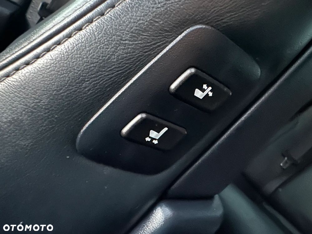 Lexus LS 460 Superior AWD - 33