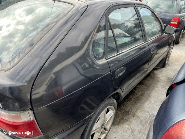 Para Peças Toyota Corolla (_E10_) - 2