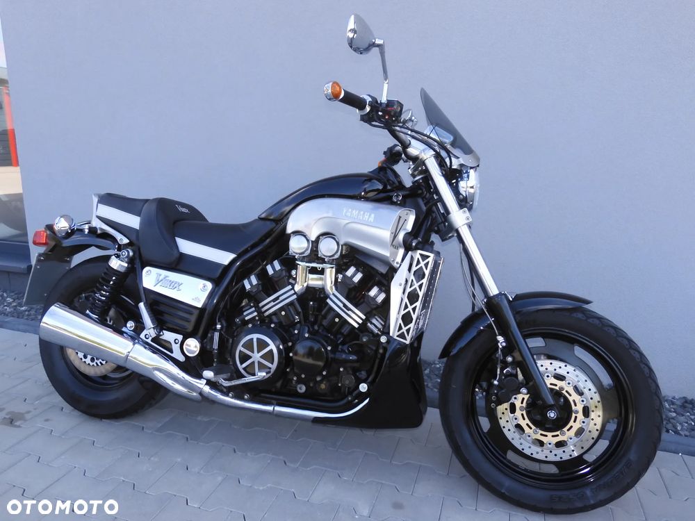 Yamaha V-MAX - 2