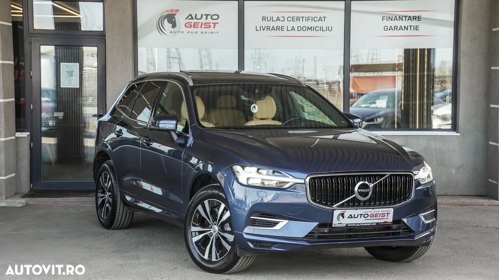 Volvo XC 60 T8 Twin Engine AWD Momentum - 4