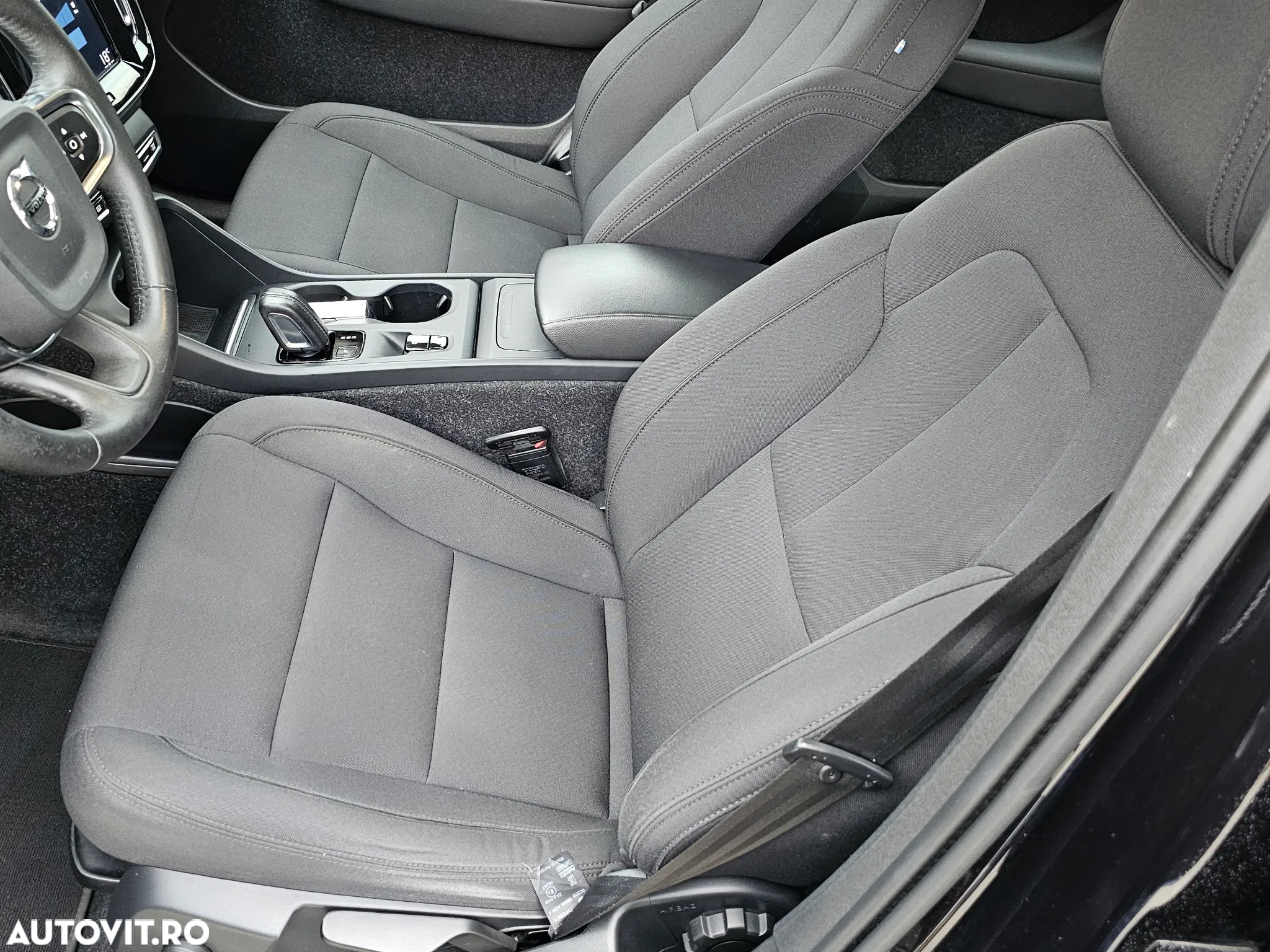 Volvo XC 40 D3 Geartronic - 11