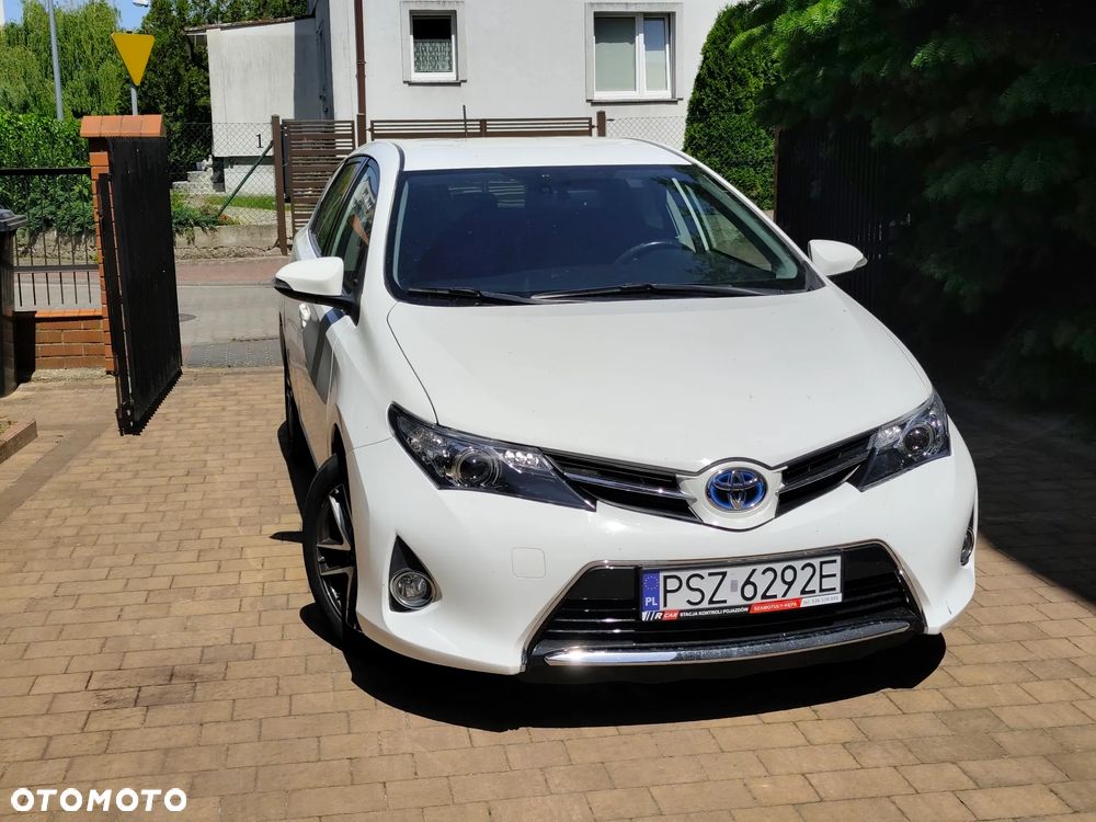 Toyota Auris - 1