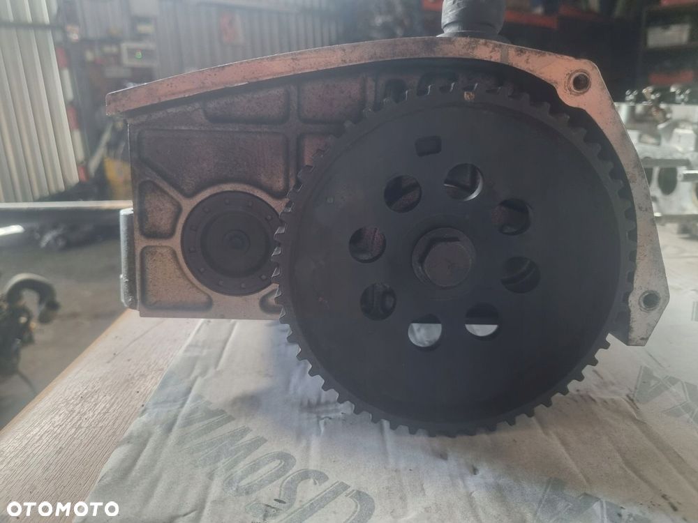 Pokrywa zaworów wałki Fiat Alfa Romeo 55214530 - 2