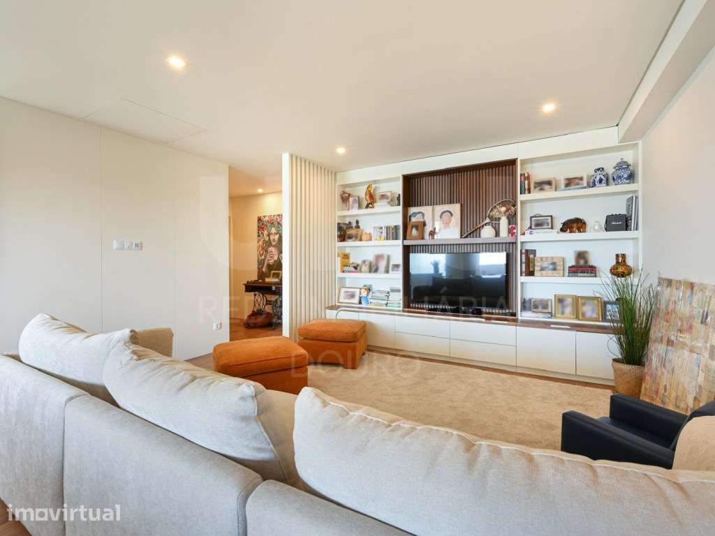 APARTAMENTO T3 | CENTRO DE MATOSINHOS - Grande imagem: 2/20