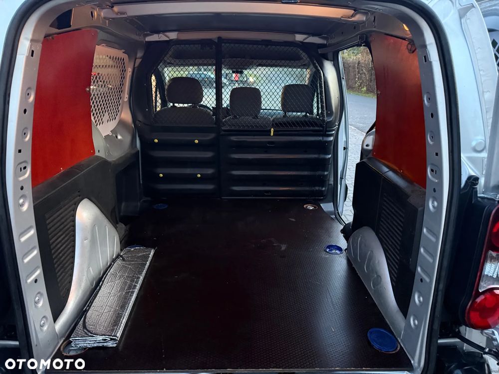 Peugeot Partner - 16