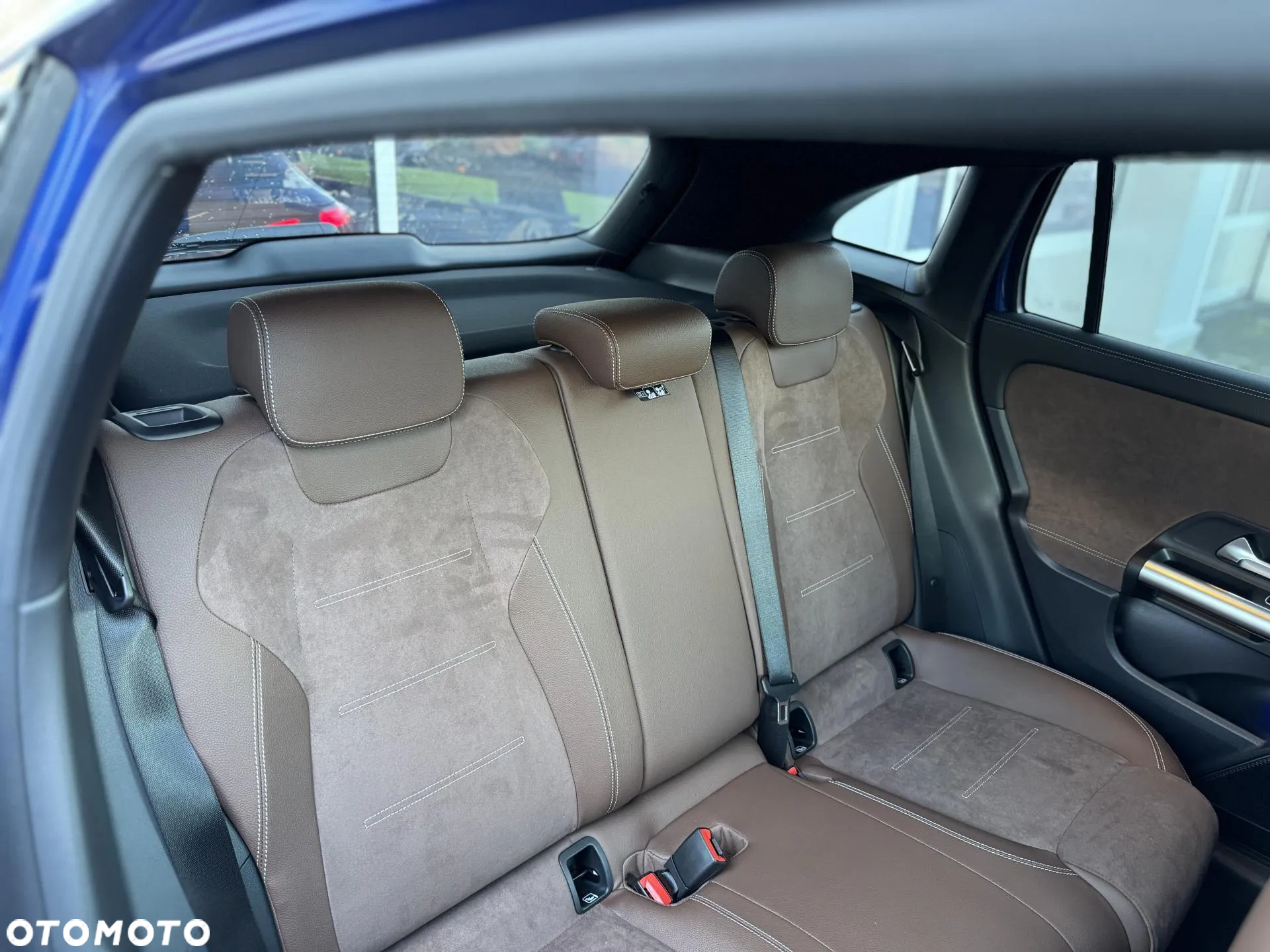 Mercedes-Benz GLA 200 AMG Line - 13