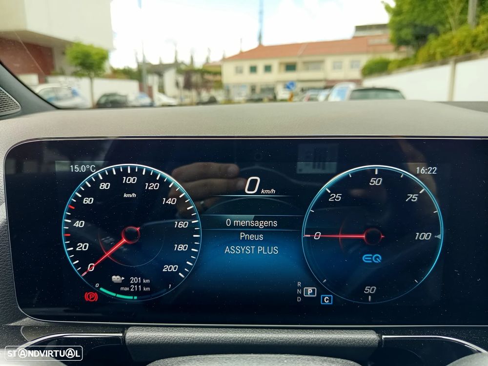 Mercedes-Benz EQA 250 - 18
