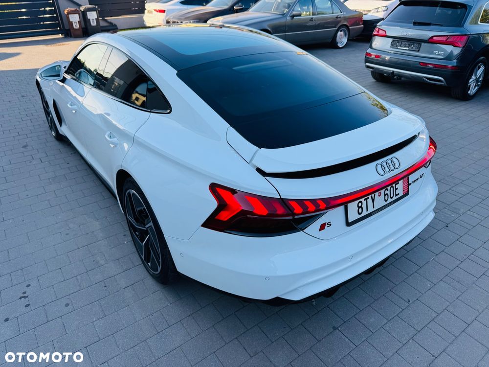 Audi e-tron GT 105kWh S Launch Edition Quattro - 11