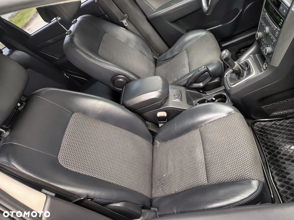 Chevrolet Captiva 2.4 2WD 7 Sitzer LS - 9
