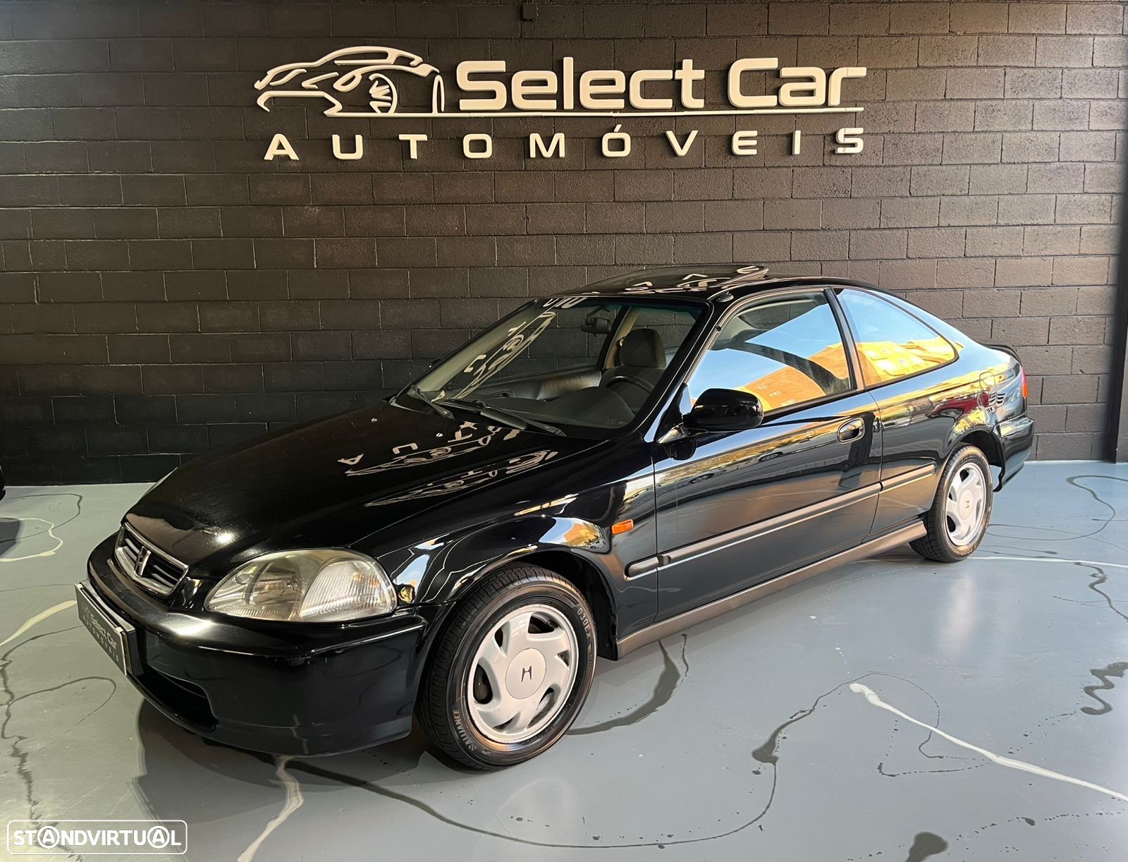Honda Civic 1.6 SR - 1