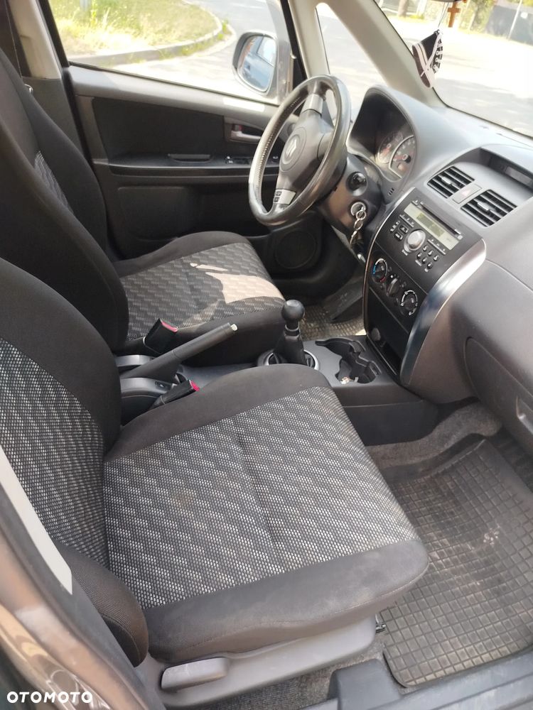 Suzuki SX4 1.6 GLX / Comfort - 7