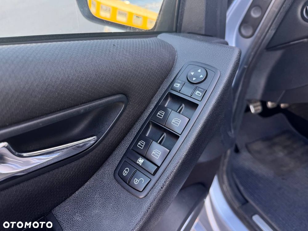 Mercedes-Benz Klasa B 170 Special Edition - 14