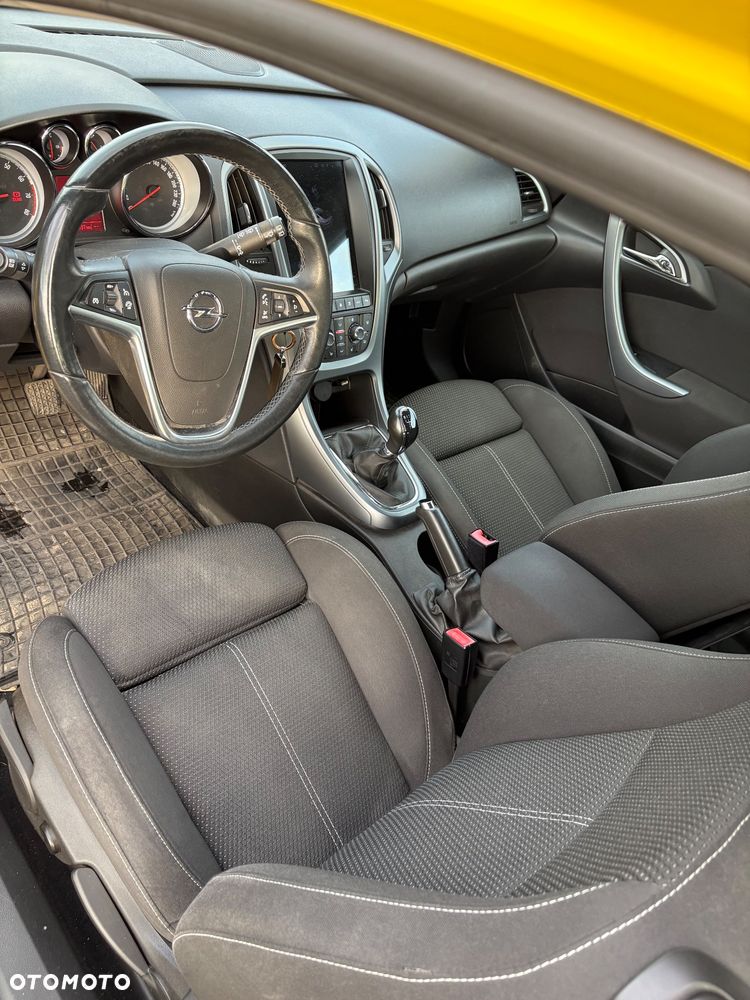 Opel Astra 1.6 T Sport - 12