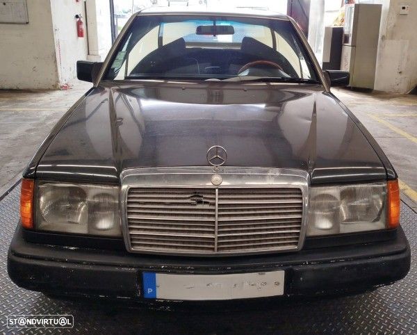 Para Peças Mercedes-Benz Três Volumes (W124) - 1