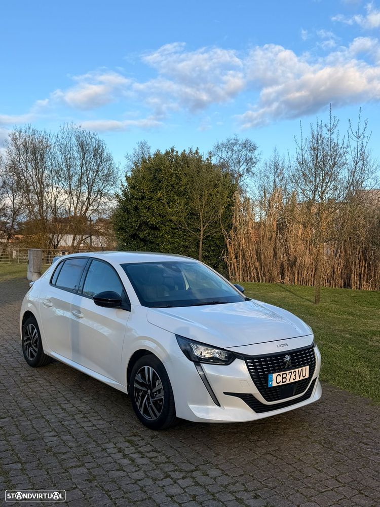 Peugeot 208 1.2 PureTech Allure EAT6 - 1