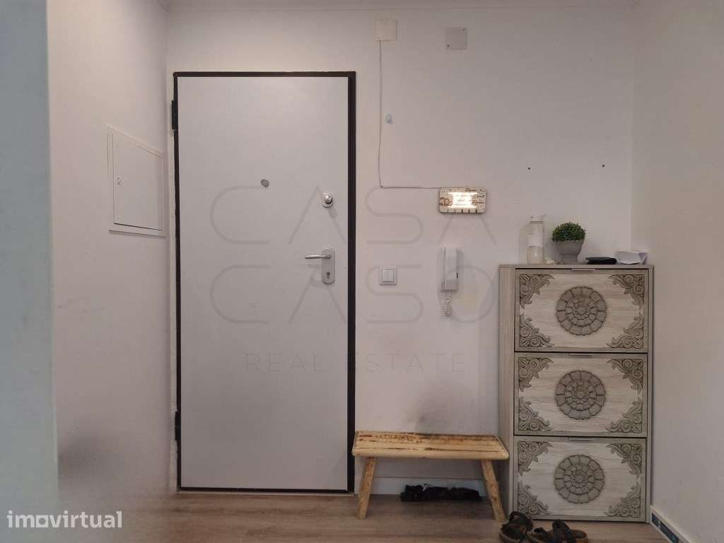 Apartamento para arrendar Remodelado, equipado e mobilado - Grande imagem: 2/12