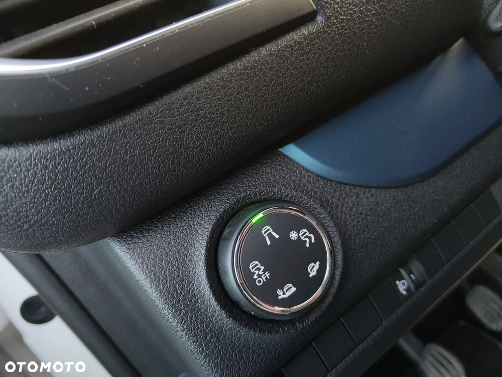 Peugeot Traveller L2 2.0 Active - 22