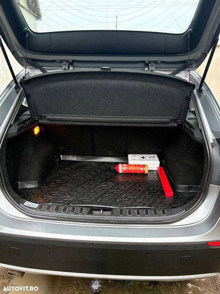 BMW X1 sDrive18d - 15