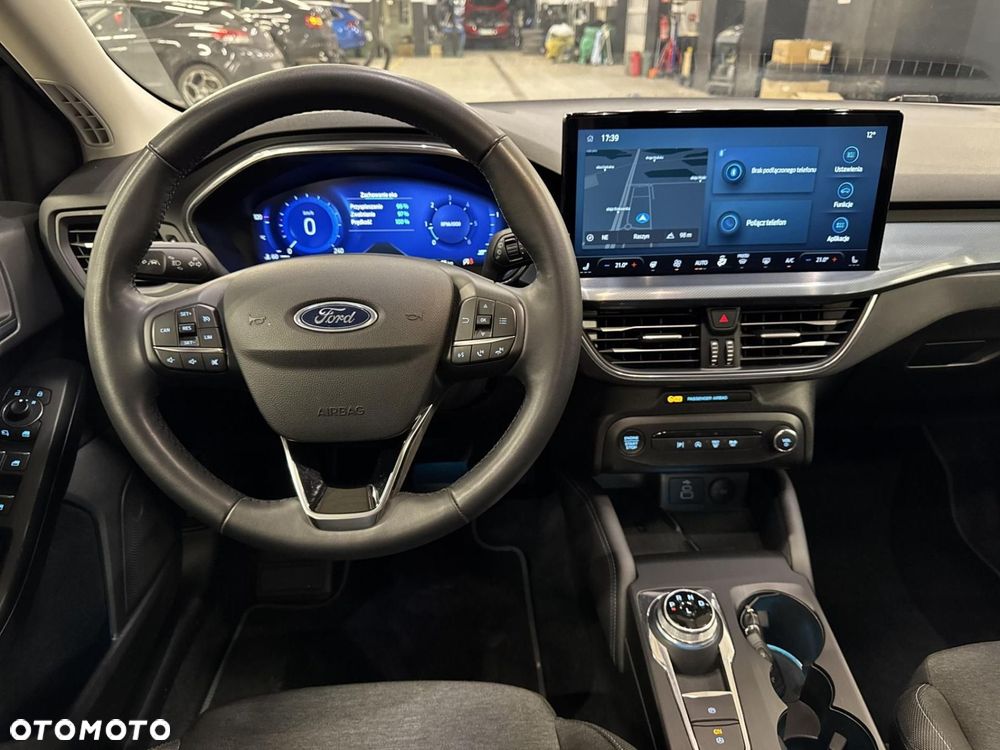 Ford Focus - 10