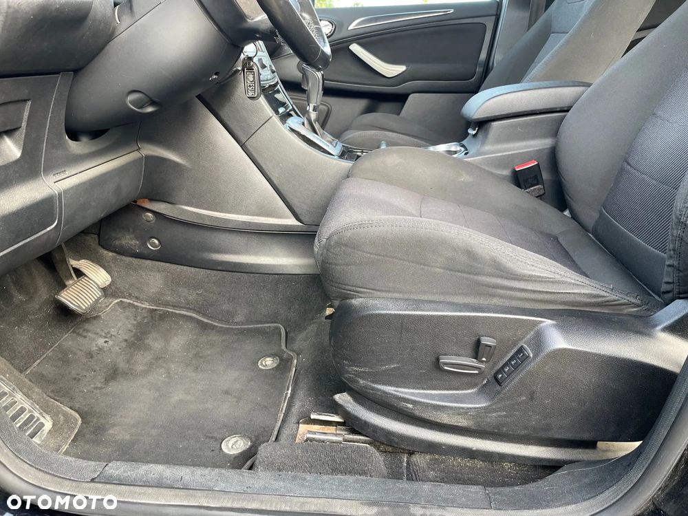 Ford S-Max 2.0 TDCi DPF Titanium - 14