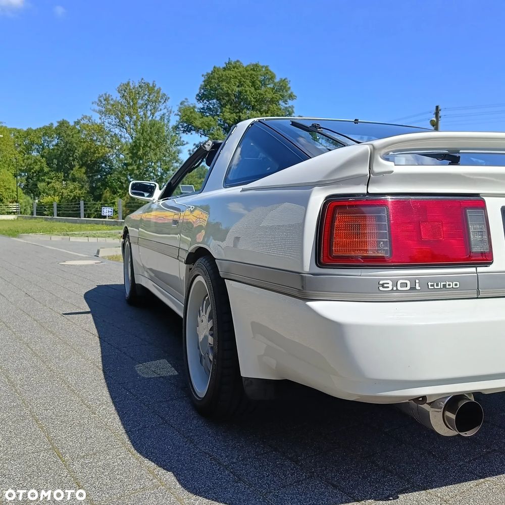 Toyota Supra - 13