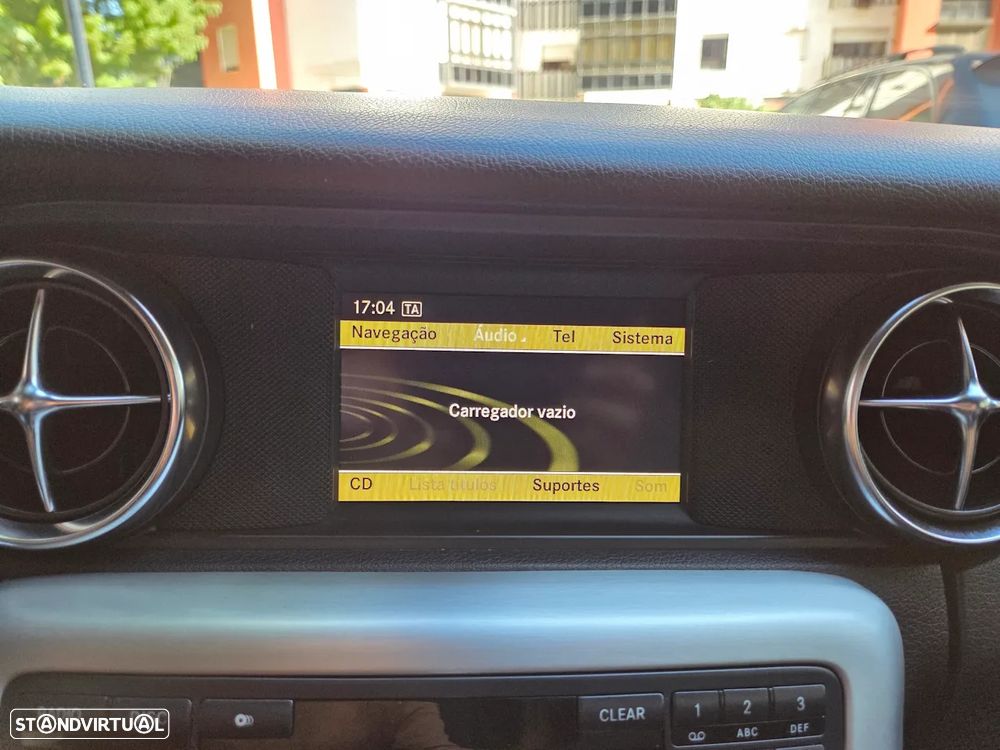Mercedes-Benz SLK 200 (BlueEFFICIENCY) 7G-TRONIC - 36