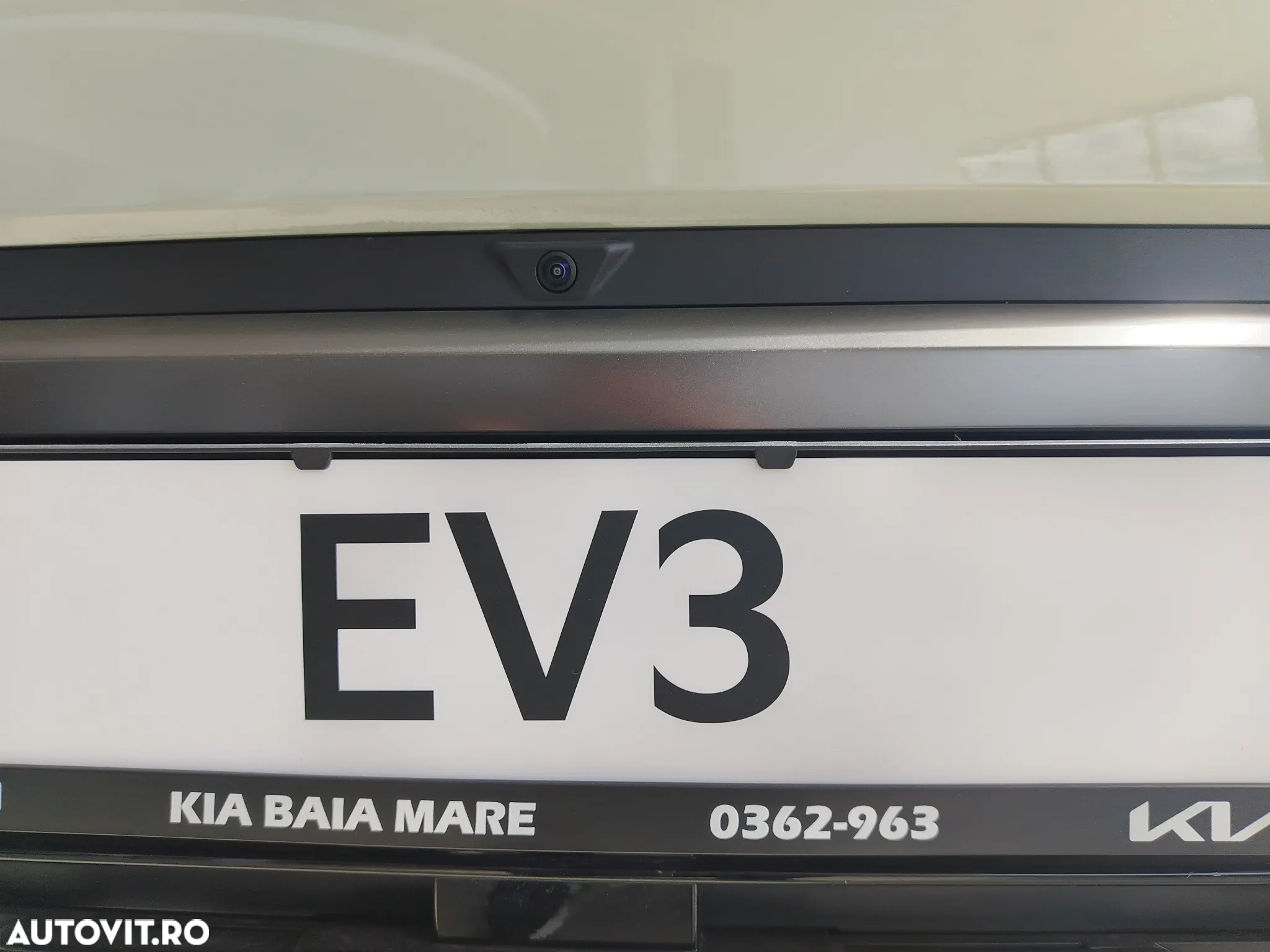 Kia EV3 81.4 kWh 4x2 AT GT Line - 34