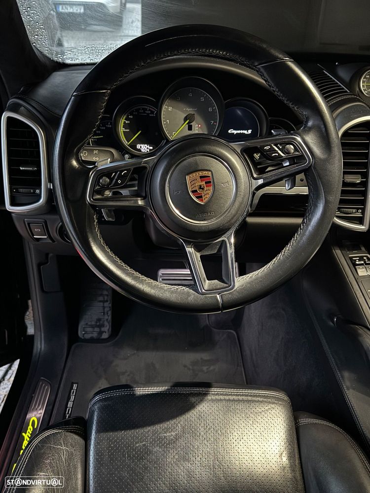 Porsche Cayenne S E-Hybrid Platinum Edition - 2