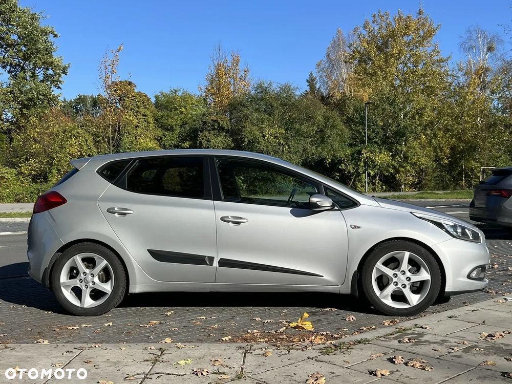 Kia Ceed - 7