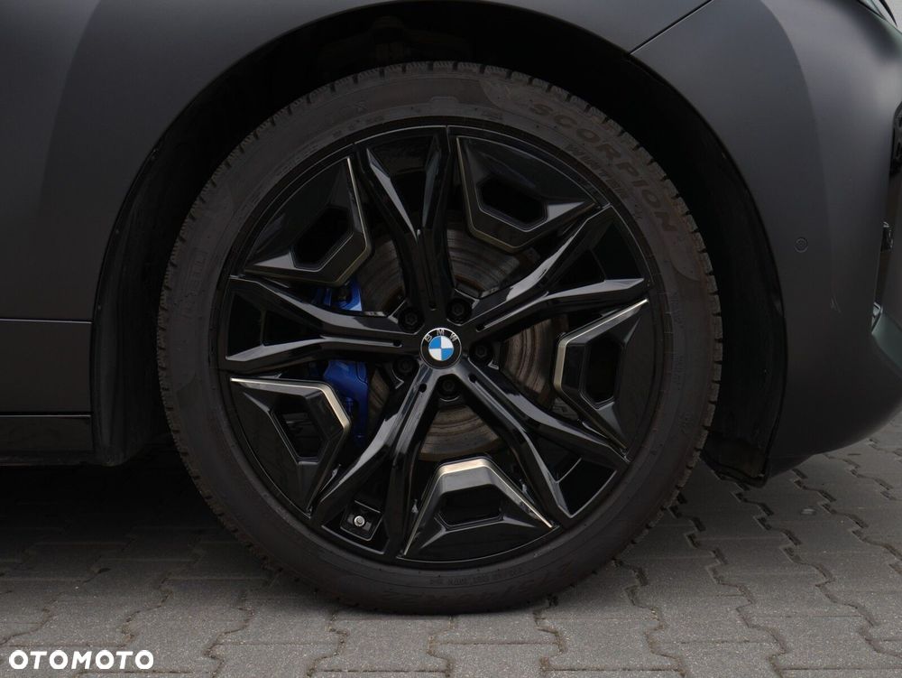 BMW iX xDrive60 111.5kWh - 23