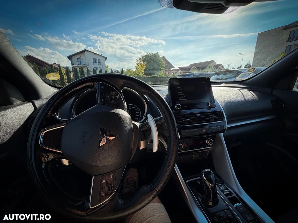 Mitsubishi Eclipse-Cross PHEV Intense+ Black - 10