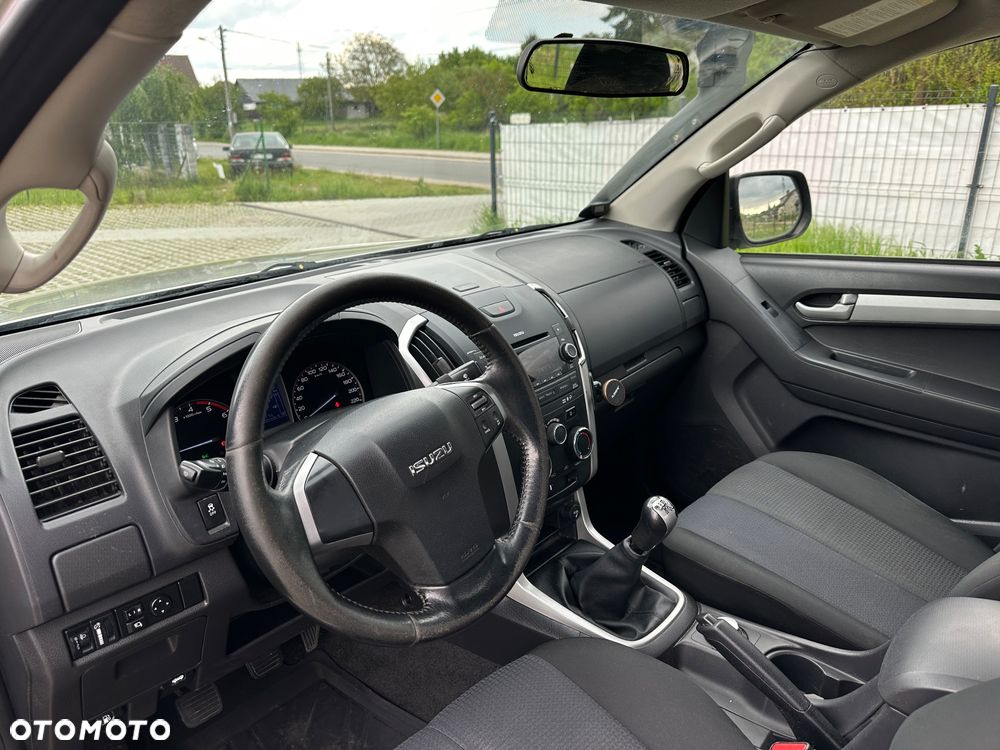 Isuzu D-Max 4x4 Double Cab Custom - 14
