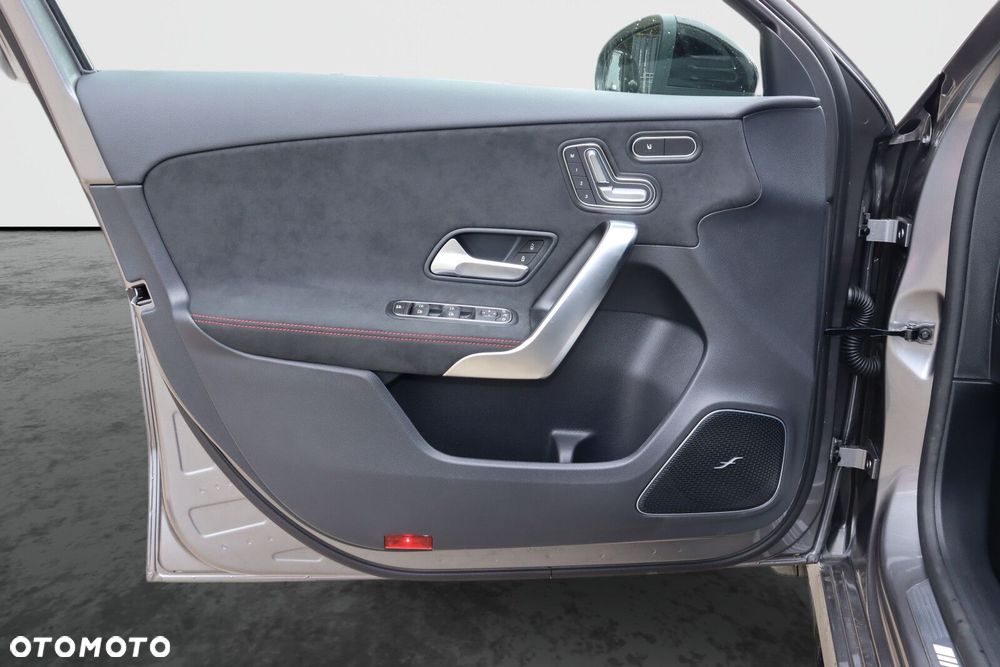 Mercedes-Benz Klasa A 45 S AMG 4-Matic 8G-DCT - 8