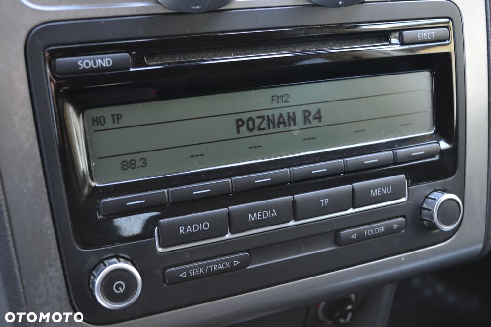 Volkswagen Touran - 14