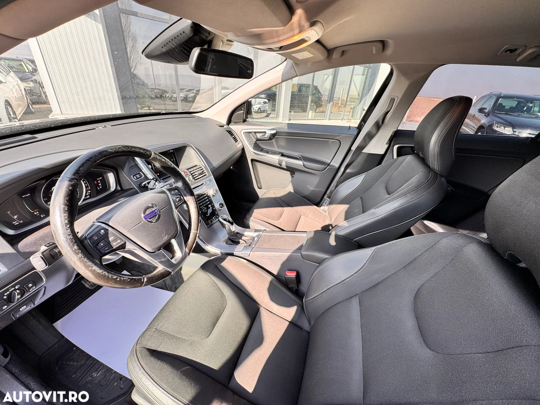 Volvo XC 60 D4AWD Kinetic - 13