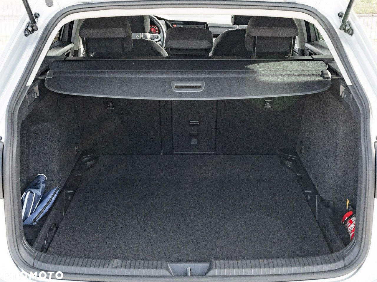 Volkswagen Golf VIII 2.0 TDI Life - 26