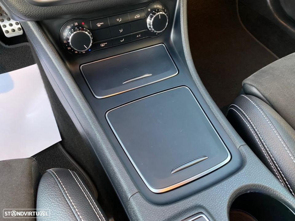 Mercedes-Benz GLA 180 d AMG Line Aut. - 17