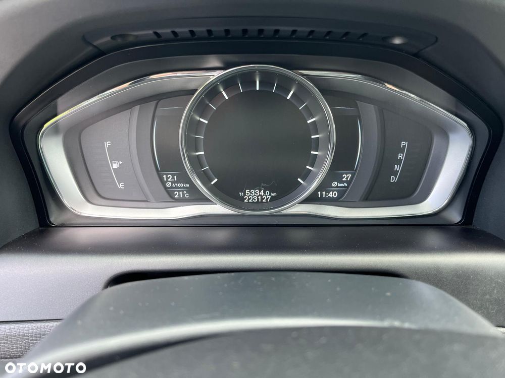 Volvo XC 60 - 12