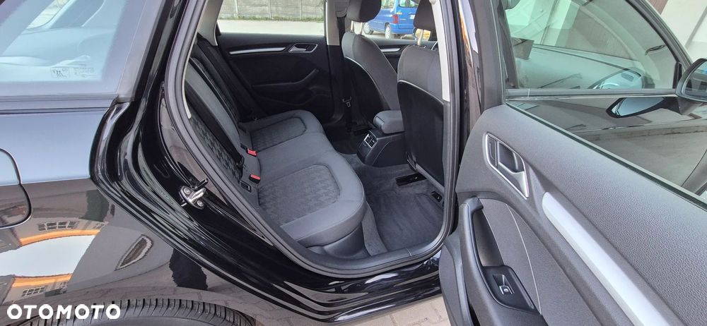 Audi A3 Sportback 1.2 TFSI Attraction - 13