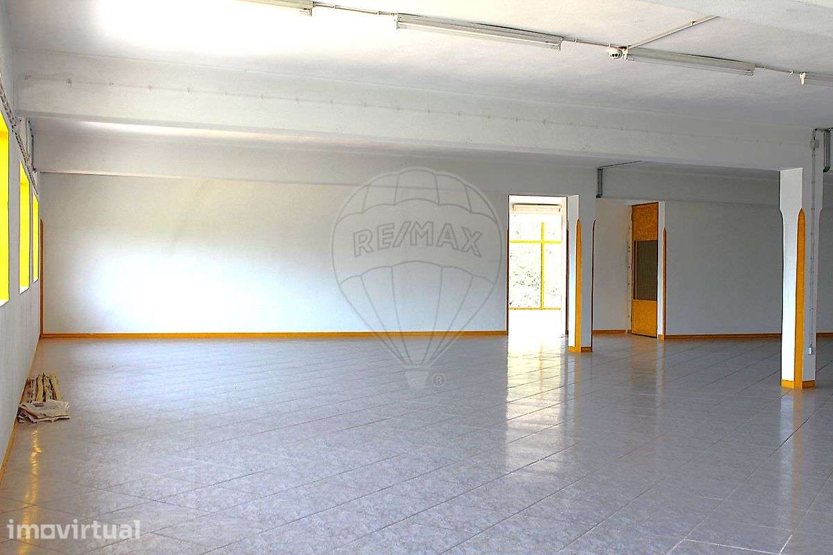 Outros - Comercial  para arrendamento - Grande imagem: 3/16
