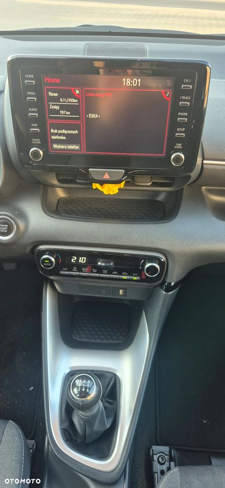 Toyota Yaris 1.5 VVT-i Team Deutschland - 11