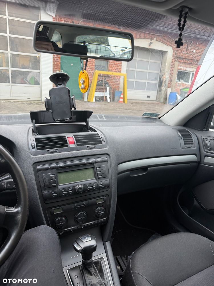 Skoda Octavia 2.0 TDI DPF Elegance DSG - 11