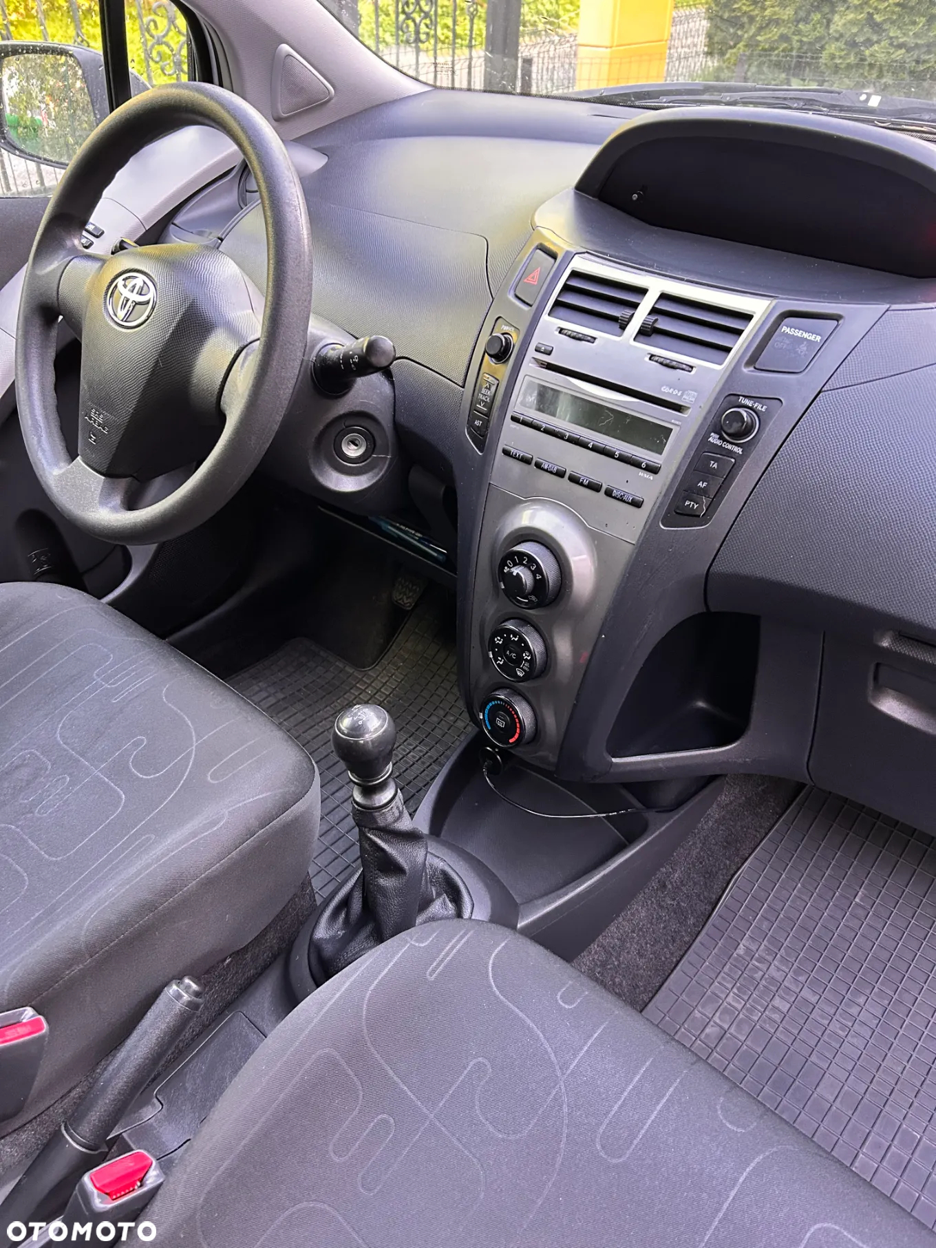 Toyota Yaris 1.33 Luna - 11