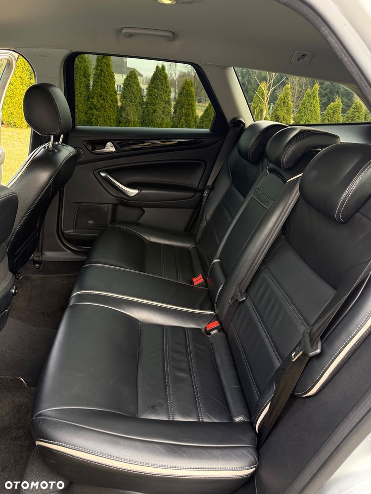 Ford Mondeo 2.0 TDCi Titanium X - 10